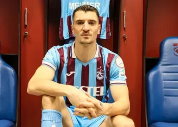 Trabzonspor, Thomas Meunier transferini KAP’a bildirdi!