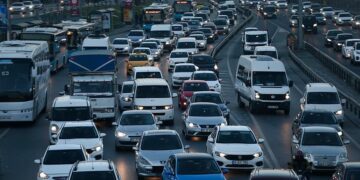 Trafiğe katılan elektrikli otomobil sayısı 100 bine yaklaştı