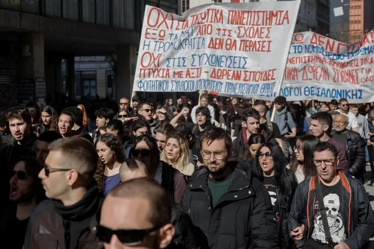 yunanistan protesto habermeydan