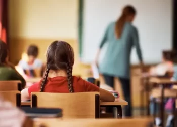 1 Nisan Pazartesi okullar tatil mi?