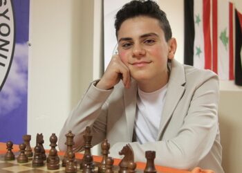 15 yaşındaki Ediz Gürel, Satranç tarihine geçti!