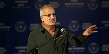 2 ayda 4 metro 903 bin 761 yolcu