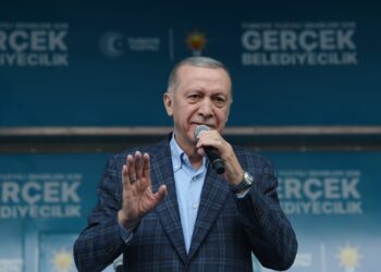 Erdoğan: Eski karanlık ve kaotik günleri kimse geri getiremeyecek