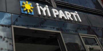 İYİ Parti’li Bilge Yılmaz’dan Meral Akşener’e istifa çağrısı