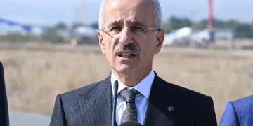 Bakan Uraloğlu: Nallıhan Köprüsü ve Kuş Cenneti Tüneli hizmete girdi