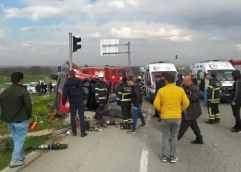 Tekirdağ’da feci kaza: 5 ölü, 10 yaralı