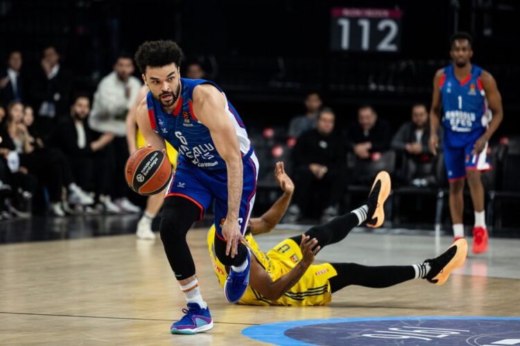 anadolu efes alba berlin i yenerek play in sansini surdurdu habermeydan