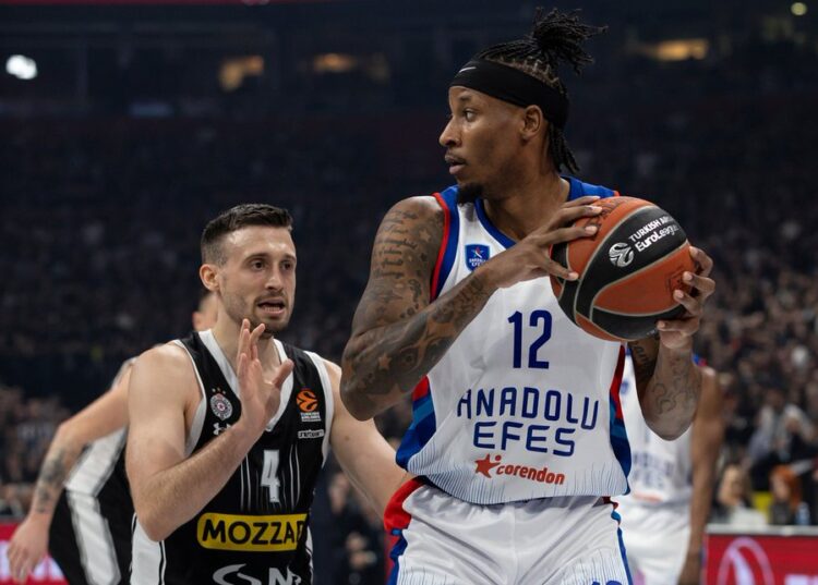 anadolu efes deplasmanda partizan a maglup oldu habermeydan