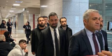 Arda Turan açıkladı: Nefsime yenik düştüm