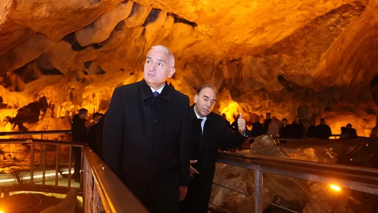 Bakan Ersoy'dan Tulumtaş Mağarası'na ziyaret bakan ersoy habermeydan