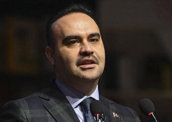 Bakan Kacır: Rehavete kapılmak yok