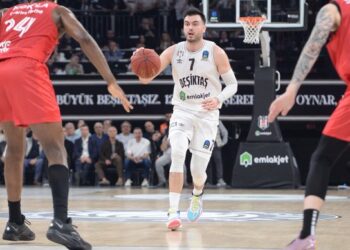 Beşiktaş Emlakjet, Mincidelice JL Bourg’u devirip seriyi eşitledi!