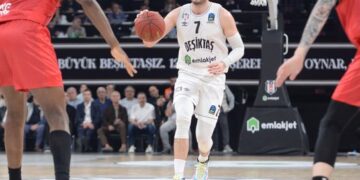 Beşiktaş Emlakjet, Mincidelice JL Bourg’u devirip seriyi eşitledi!