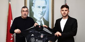 Beşiktaş, genç oyuncusuyla profesyonel sözleşme imzaladı!