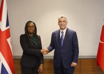 Bakan Bolat, İngiliz mevkidaşı Badenoch ile bir araya geldi