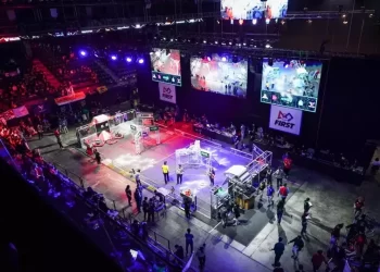 Demirören Medya Lisesi öğrencileri, Robotik yarışmada büyük başarı elde etti!