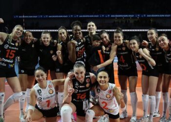 Eczacıbaşı Dynavit, Kupa Voley'de finale yükseldi! Eczacıbaşı Dynavit, Kupa Voley’de finale yükseldi!