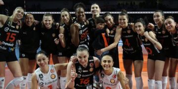 Eczacıbaşı Dynavit, Kupa Voley’de finale yükseldi!