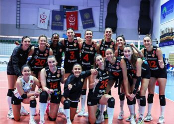 Eczacıbaşı Dynavit, Sarıyer Belediyespor’u rahat yendi!