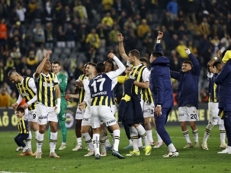 fenerbahce 2 yarida geri dondu habermeydan