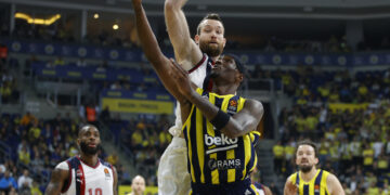 Fenerbahçe Beko, evinde Baskonia’yı farklı geçti!