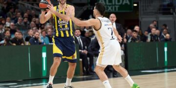 Fenerbahçe Beko, Real Madrid’i İspanya’da devirdi!