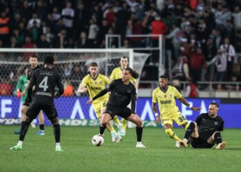 Fenerbahçe, Hatay’dan 3 puanla döndü!