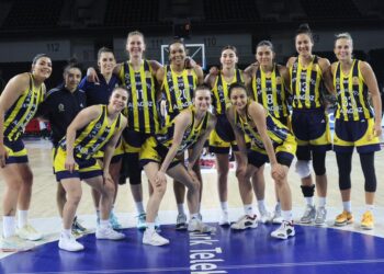 Fenerbahçe, Kadın Basketbol Süper Ligi’nde yarı finale yükseldi!