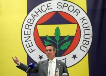 Fenerbahçe olağanüstü toplantı kararını KAP’a bildirdi!