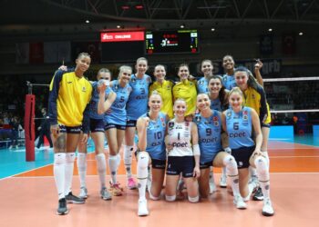 Fenerbahçe Opet, deplasmanda PTT’yi rahat geçti!