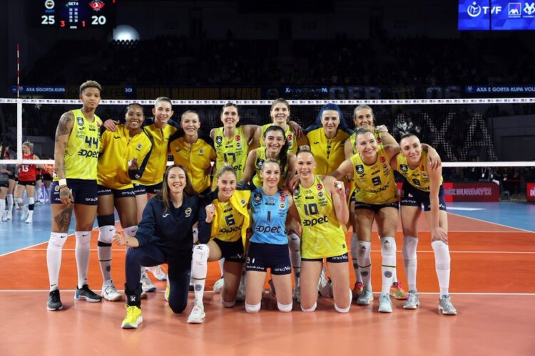 fenerbahce opet kupa volley de finale yukseldi habermeydan 1