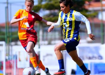 Fenerbahçe Petrol Ofisi 2-1 Galatasaray Petrol Ofisi