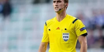 Fenerbahçe-Saint-Gilloise maçının hakemi belli oldu!