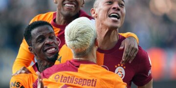 Galatasaray zirvede doludizgin gidiyor!