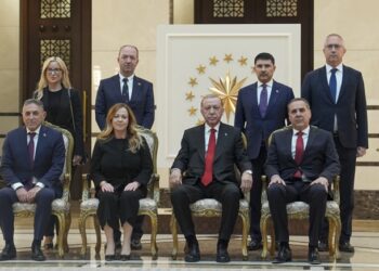 Büyükelçiler, Cumhurbaşkanı Erdoğan’a güven mektubu sundu