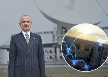 Bakan Uraloğlu duyurdu: Haberleşmede rekor büyüme! Bakan Uraloğlu duyurdu: Haberleşmede rekor büyüme!