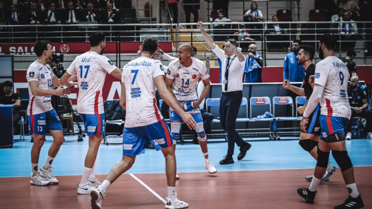 halkbank kupa voley de sampiyon oldu habermeydan