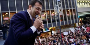 İmamoğlu’dan Kurum’a İstanbul göndermesi
