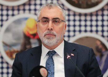 Bakan Işıkhan açıkladı: İş kanununu revize edeceğiz
