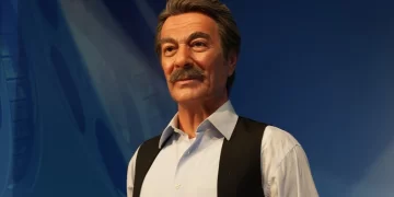 Kadir İnanır’ın balmumu heykeli sergilenmeye başlandı