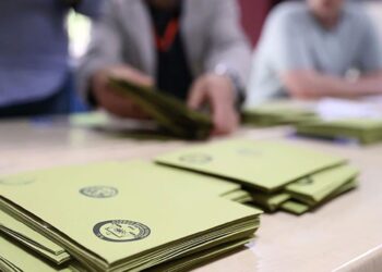 Seçimde görev alan kamu personeli 1 Nisan’da idari izinli olacak