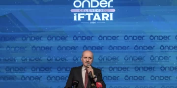Meclis Başkanı Kurtulmuş, Önder İmam Hatipliler Derneği iftar programında konuştu!