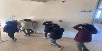 Muş Alican İlkokulu’nda afet farkındalık eğitimi verildi!