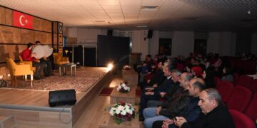 Muş Belediyesi tarafından düzenlenen ramazan şenliği’ne yoğun ilgi!