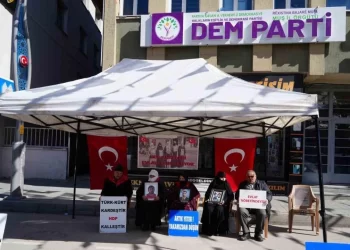 Muş’ta ailelerin evlat nöbeti devam ediyor!