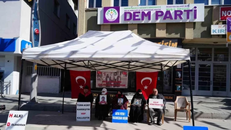 mus ta ailelerin evlat nobeti devam ediyor3 habermeydan