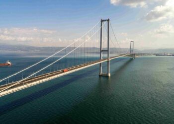 Osmangazi Köprüsü’nden geçişin fiyatı 1632 TL’ye yükseldi!