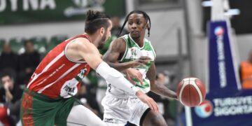 Pınar Karşıyaka, Bursaspor deplasmanında farklı kazandı!