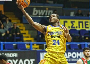 Pınar Karşıyaka, Yunan ekibi Peristeri’ye kaybetti!