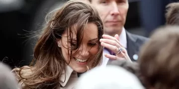 Prenses Kate Middleton geçirdiği ameliyat sonrası ilk kez görüntülendi